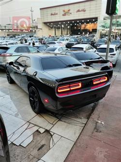 دۆج چالنجەر